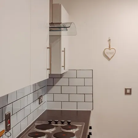 & Spacious, Sleeps 8, Perfect For Groups * Leeds (West Yorkshire)